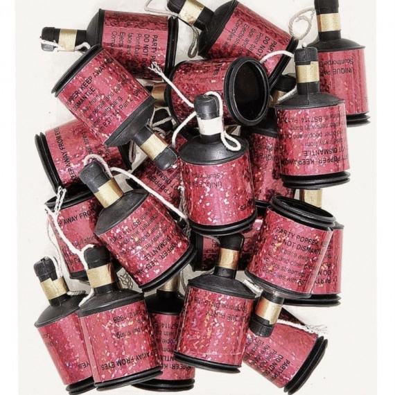 Red Holographic Party Poppers